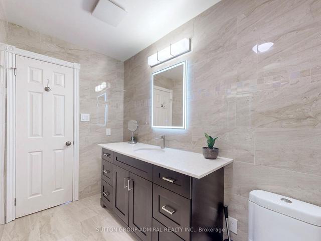171 Hidden Tr, House semidetached with 3 bedrooms, 3 bathrooms and 4 parking in Toronto ON | Image 18