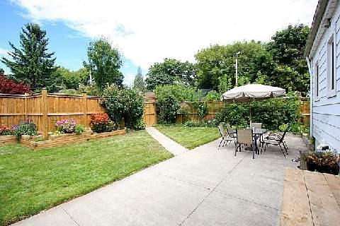 79 Uno Dr, House detached with 3 bedrooms, 3 bathrooms and 2 parking in Toronto ON | Image 16