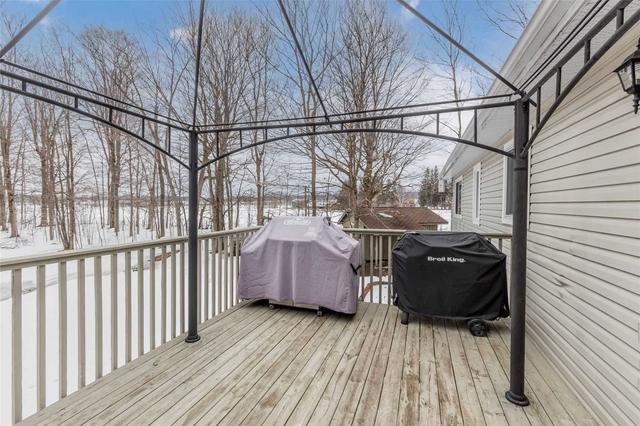 1968 Line 2 North Line N, House detached with 2 bedrooms, 3 bathrooms and 7 parking in Oro Medonte ON | Image 37