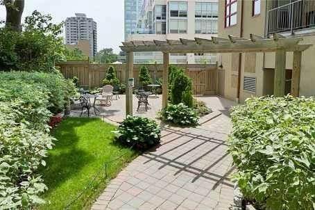 202 - 21 Earl St, Condo with 1 bedrooms, 1 bathrooms and 1 parking in Toronto ON | Image 10