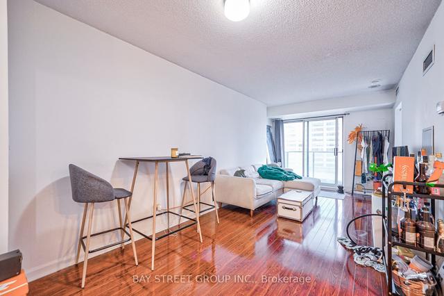 2016 - 8 Park Rd, Condo with 1 bedrooms, 1 bathrooms and 0 parking in Toronto ON | Image 4