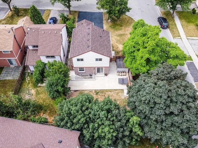 2 Wesmorland Ave, House detached with 3 bedrooms, 4 bathrooms and 7 parking in Brampton ON | Image 30
