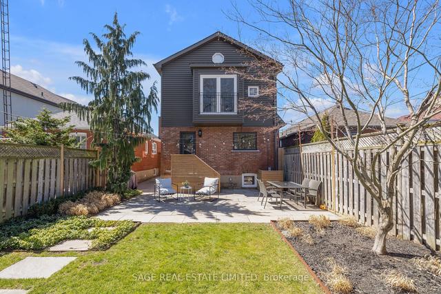 109 Frankdale Ave, House detached with 4 bedrooms, 4 bathrooms and 2 parking in Toronto ON | Image 25