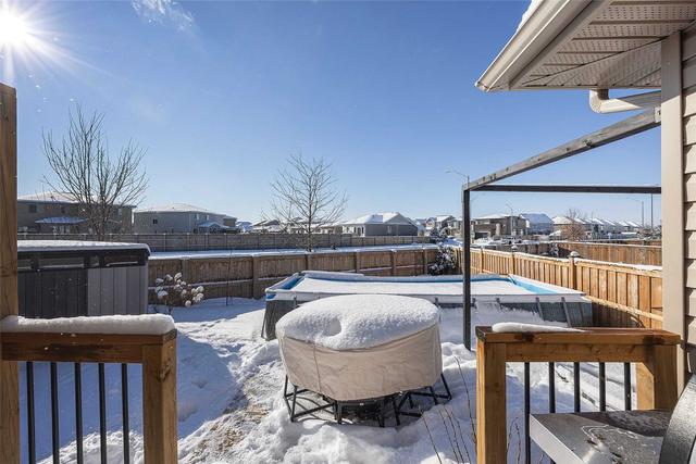 1419 Monarch Dr, House semidetached with 3 bedrooms, 3 bathrooms and 4 parking in Kingston ON | Image 32