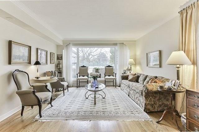 35/37 Tournament Dr, House detached with 5 bedrooms, 5 bathrooms and 6 parking in Toronto ON | Image 13