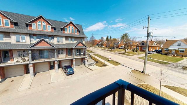 b - 489 East Ave, Townhouse with 2 bedrooms, 2 bathrooms and 1 parking in Kitchener ON | Image 24
