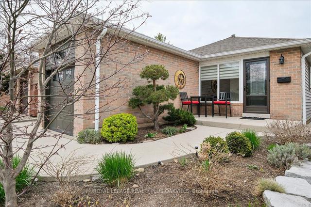 3162 Cantelon Cres, House detached with 3 bedrooms, 2 bathrooms and 5 parking in Mississauga ON | Image 12