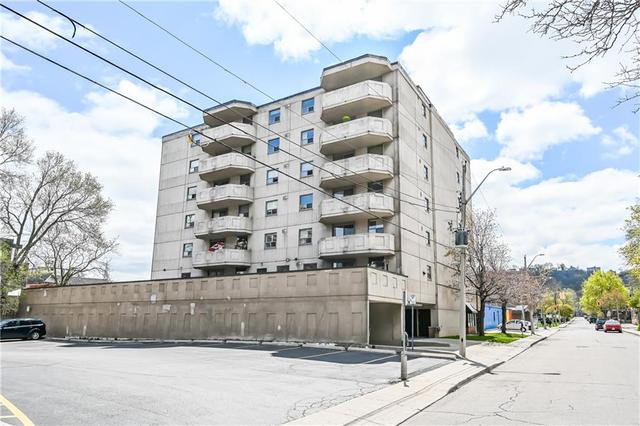 303 - 21 East Avenue S, Condo with 2 bedrooms, 2 bathrooms and 1 parking in Hamilton ON | Image 7