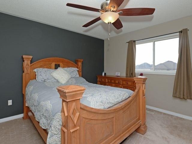 80 Harkness Dr, House detached with 3 bedrooms, 3 bathrooms and 4 parking in Whitby ON | Image 13