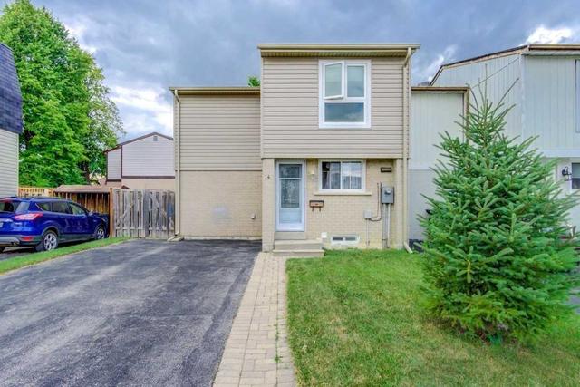 14 Jasmine Sq, House attached with 1 bedrooms, 1 bathrooms and 1 parking in Brampton ON | Image 1
