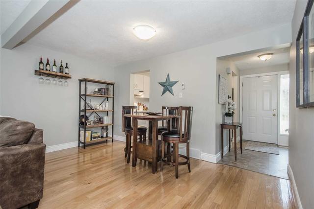 36 - 539 Willow Rd, Townhouse with 3 bedrooms, 2 bathrooms and 1 parking in Guelph ON | Image 5