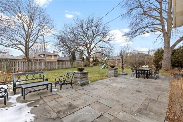 7 Kenning Pl, House detached with 4 bedrooms, 4 bathrooms and 6 parking in Toronto ON | Image 30