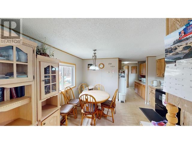 13610 Wolsey Subdiv, House other with 5 bedrooms, 3 bathrooms and null parking in Peace River B BC | Image 7