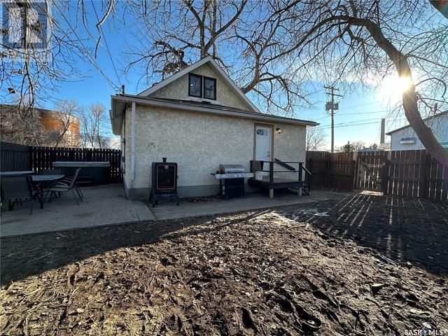 504 Manitoba Street E, House detached with 2 bedrooms, 2 bathrooms and null parking in Moose Jaw SK | Image 21