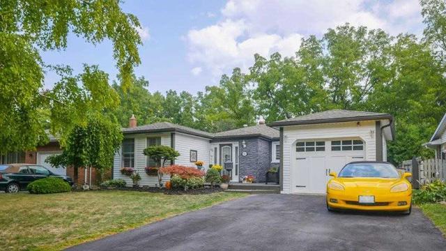 42 Westgate Park Dr, House detached with 3 bedrooms, 1 bathrooms and 4 parking in St. Catharines ON | Image 1