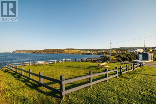 705 Main Road, House detached with 3 bedrooms, 2 bathrooms and null parking in Pouch Cove NL | Image 38