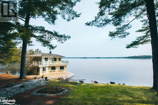 1169 Bradley Road Unit# 5, House detached with 5 bedrooms, 6 bathrooms and 6 parking in Muskoka Lakes ON | Image 3