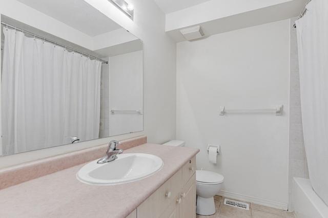 53 - 365 Murray Ross Pkwy, Townhouse with 3 bedrooms, 2 bathrooms and 2 parking in Toronto ON | Image 18