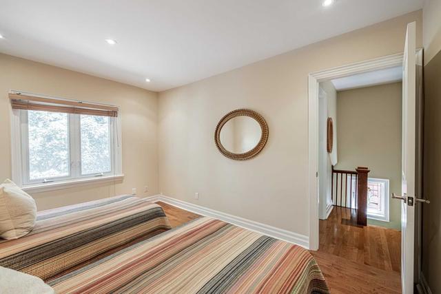 372 Beresford Ave, House detached with 4 bedrooms, 4 bathrooms and 2 parking in Toronto ON | Image 20