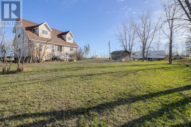 82011 Range Road 212, House detached with 3 bedrooms, 2 bathrooms and null parking in Lethbridge County AB | Image 3