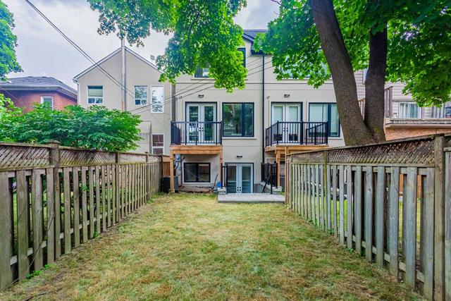 175 Ranleigh Ave, House semidetached with 3 bedrooms, 5 bathrooms and 2 parking in Toronto ON | Image 24