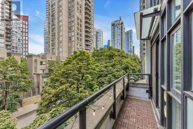 411 - 988 Richards Street, Condo with 1 bedrooms, 2 bathrooms and 1 parking in Vancouver BC | Image 7