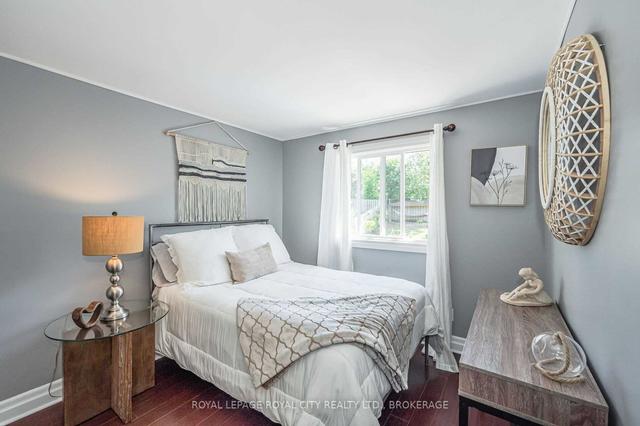 9 Wimbledon Rd, House detached with 3 bedrooms, 2 bathrooms and 5 parking in Guelph ON | Image 11