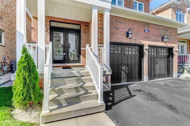 56 Summitgreen Cres, House detached with 4 bedrooms, 4 bathrooms and 4 parking in Brampton ON | Image 2