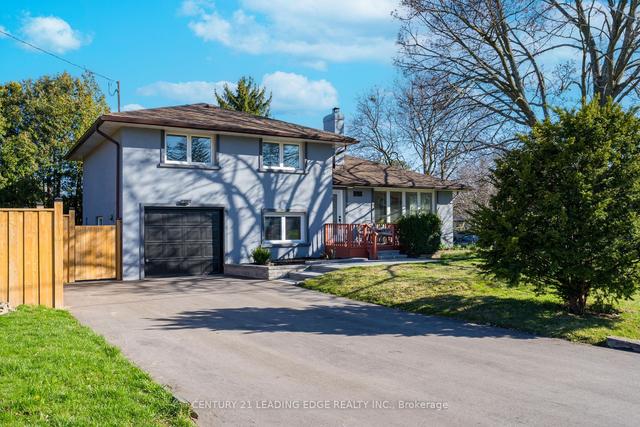 248 Wales Cres, House detached with 4 bedrooms, 3 bathrooms and 7 parking in Oakville ON | Image 1