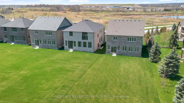 678 Daimler Pkwy, House detached with 4 bedrooms, 4 bathrooms and 10 parking in Welland ON | Image 32