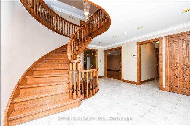 upper - 3863 Castlemore Rd, House detached with 4 bedrooms, 3 bathrooms and 5 parking in Brampton ON | Image 4