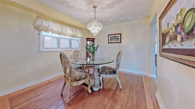 19 Croteau Cres, House detached with 4 bedrooms, 4 bathrooms and 4 parking in Vaughan ON | Image 3