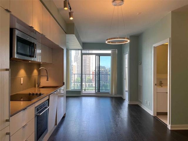 1106 - 28 Avondale Ave, Condo with 1 bedrooms, 1 bathrooms and 1 parking in Toronto ON | Image 17