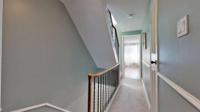 106 Dutch Myrtle Way, Townhouse with 3 bedrooms, 4 bathrooms and 1 parking in Toronto ON | Image 8