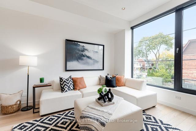 354a Harbord St, House attached with 3 bedrooms, 3 bathrooms and 1 parking in Toronto ON | Image 25