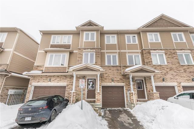 308 Mosaic Private, Townhouse with 3 bedrooms, 3 bathrooms and 2 parking in Ottawa ON | Image 2