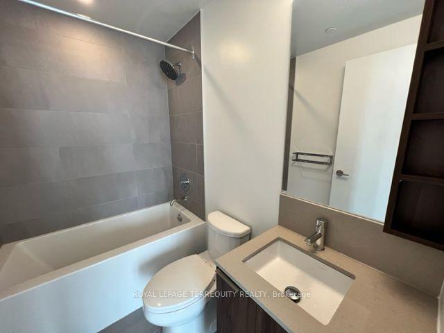 2602 - 7890 Jane St, Condo with 2 bedrooms, 2 bathrooms and 0 parking in Vaughan ON | Image 4