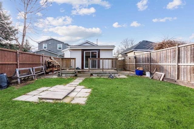 78 Currie St, House detached with 2 bedrooms, 1 bathrooms and 2 parking in St. Catharines ON | Image 26