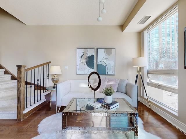 210 - 21 Olive Ave, Townhouse with 2 bedrooms, 3 bathrooms and 1 parking in Toronto ON | Image 33