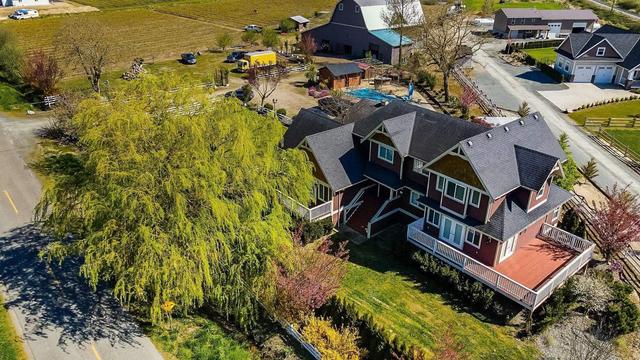 5618 Hopedale Road, House detached with 3 bedrooms, 3 bathrooms and null parking in Chilliwack BC | Image 6