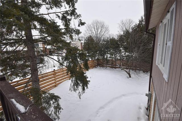 1080 Avignon Court, Home with 3 bedrooms, 3 bathrooms and 2 parking in Ottawa ON | Image 17