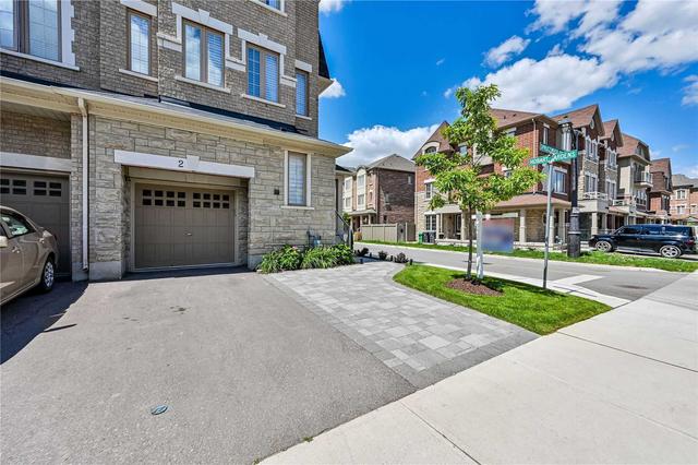 2 Hobart Gdns, House attached with 3 bedrooms, 5 bathrooms and 3 parking in Brampton ON | Image 26