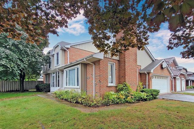1 Sylvestre Sq, House detached with 4 bedrooms, 6 bathrooms and 4 parking in Toronto ON | Image 34