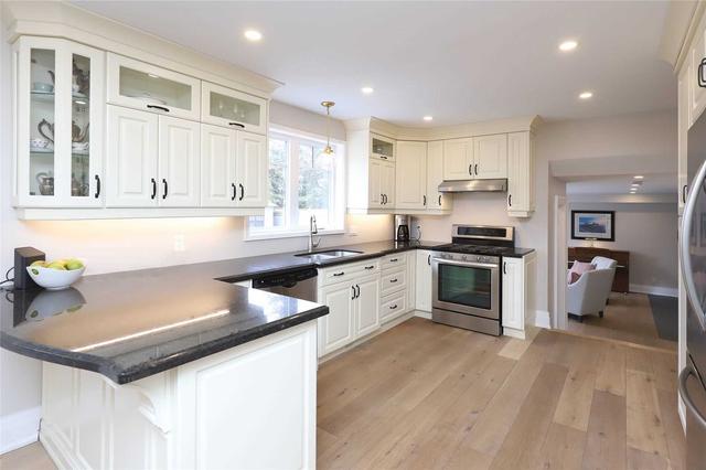 784 Perseden Rd, House detached with 4 bedrooms, 3 bathrooms and 4 parking in Mississauga ON | Image 5