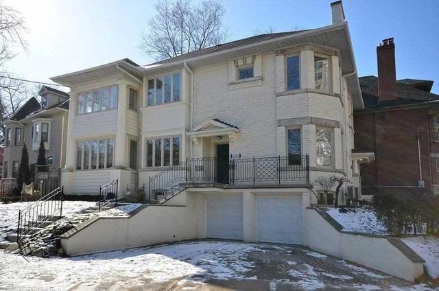 Upper - 36 Foxbar Rd, House detached with 3 bedrooms, 2 bathrooms and 2 parking in Toronto ON | Image 12