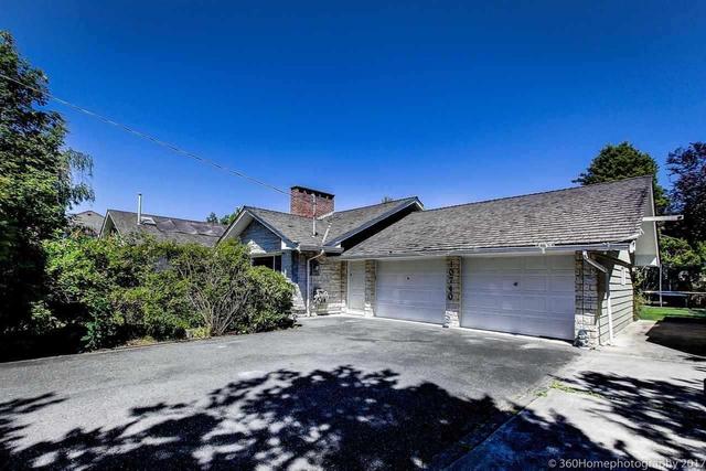 10740 Southdale Road, House detached with 4 bedrooms, 3 bathrooms and null parking in Richmond BC | Card Image