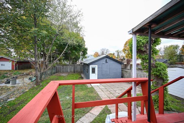 130 East 25th St, House detached with 3 bedrooms, 2 bathrooms and 3 parking in Hamilton ON | Image 35