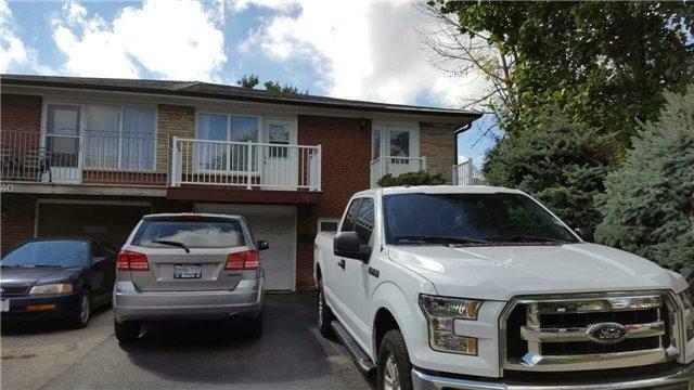 3642 Broomhill Cres, House semidetached with 3 bedrooms, 2 bathrooms and 4 parking in Mississauga ON | Image 1