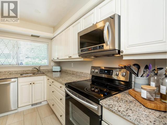 148 - 3300 Capilano Road, House attached with 3 bedrooms, 4 bathrooms and 2 parking in North Vancouver BC | Image 10
