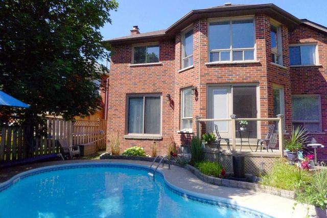 1103 Petunia Pl, House detached with 4 bedrooms, 3 bathrooms and 4 parking in Pickering ON | Image 20